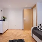 Apartment Heart Of *
